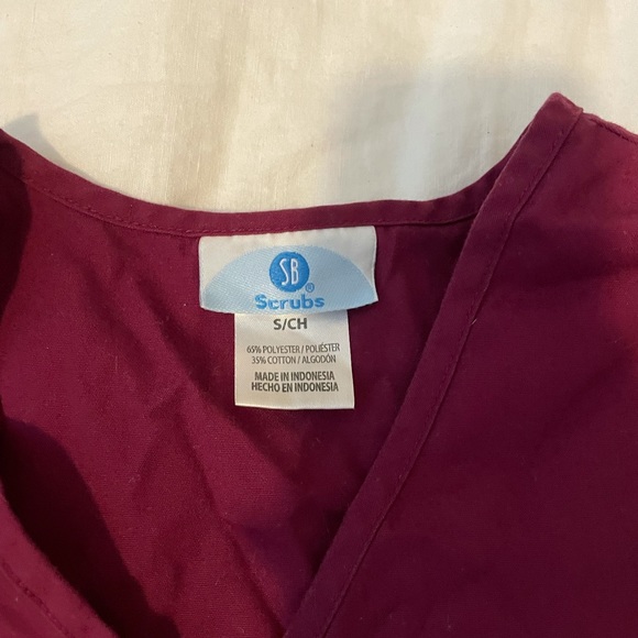 Scrub top - Picture 3 of 3